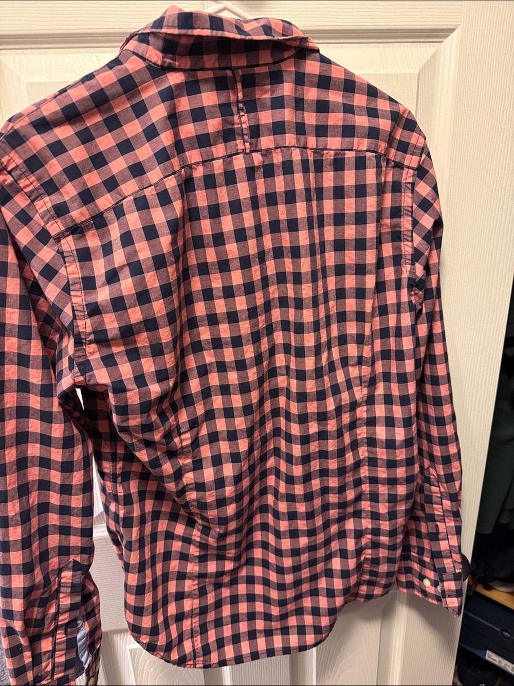 Banana Republic Men's Pink and Navy Check Button-Down Shirt - Picture 3 of 3